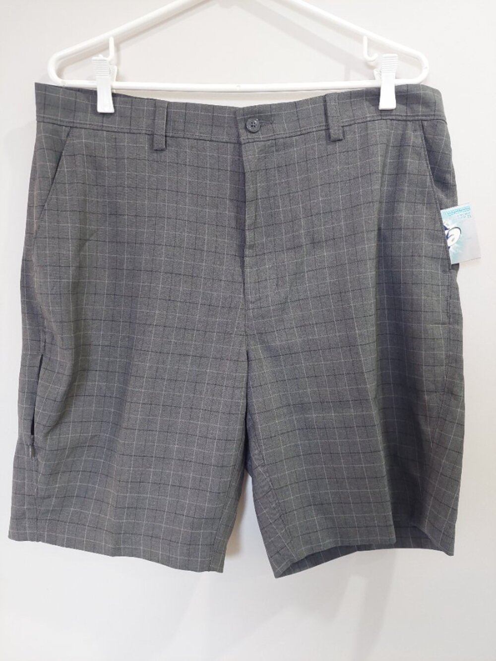 Haggar Men's Size 36 Dark Grey Plaid Shorts Golf